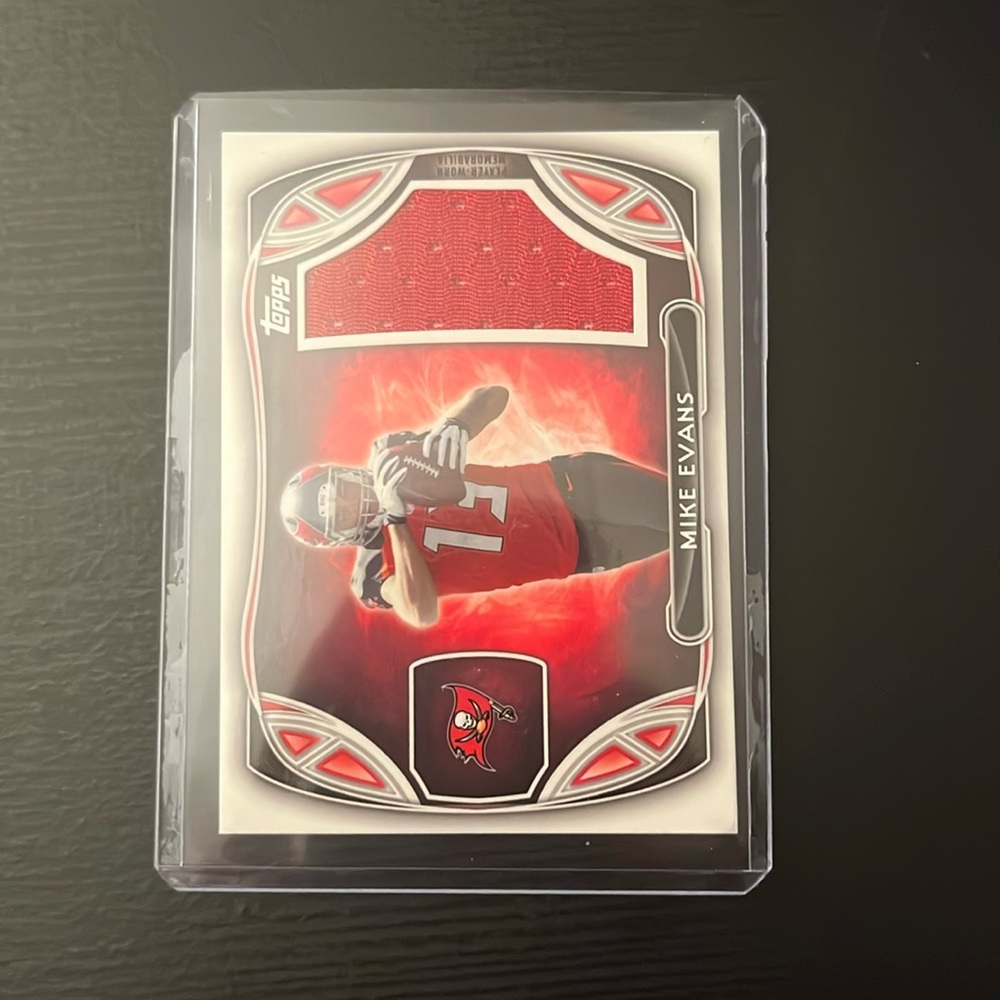 Mike Evans game worn jersey patch card